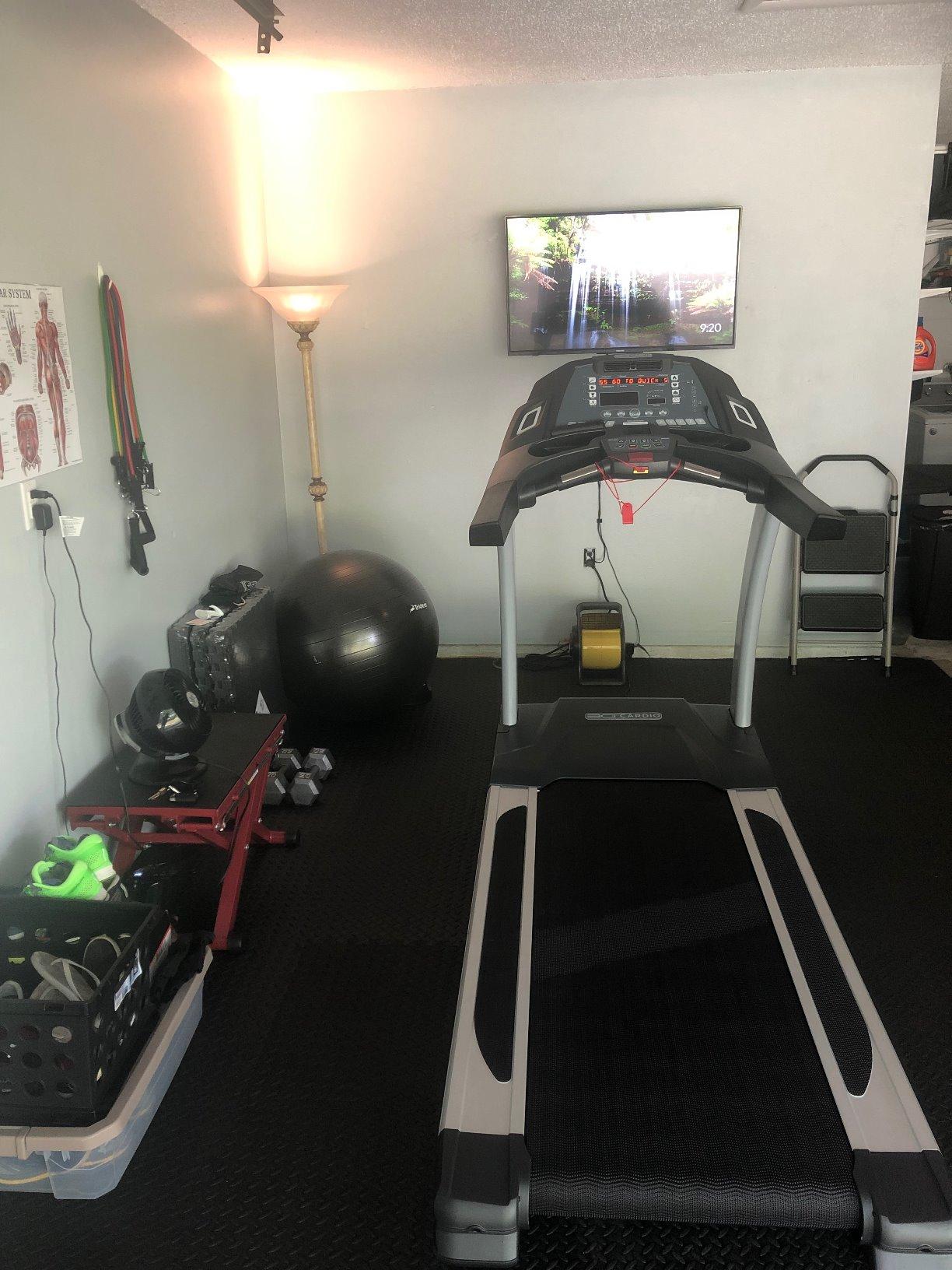 3G Cardio Elite Runner X Treadmill - Commercial Grade - FreeSync FTMS Bluetooth Connectivity - 4.0 HP - Large Ortho Flex Shock Suspension System Deck - Marathon Training - 400 lb Capacity - Customer Photo 2