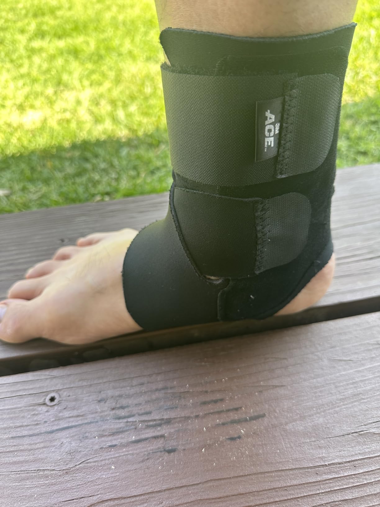 ACE Deluxe Ankle Stabilizer, Adjustable, Black, 1/Pack customer photo 1