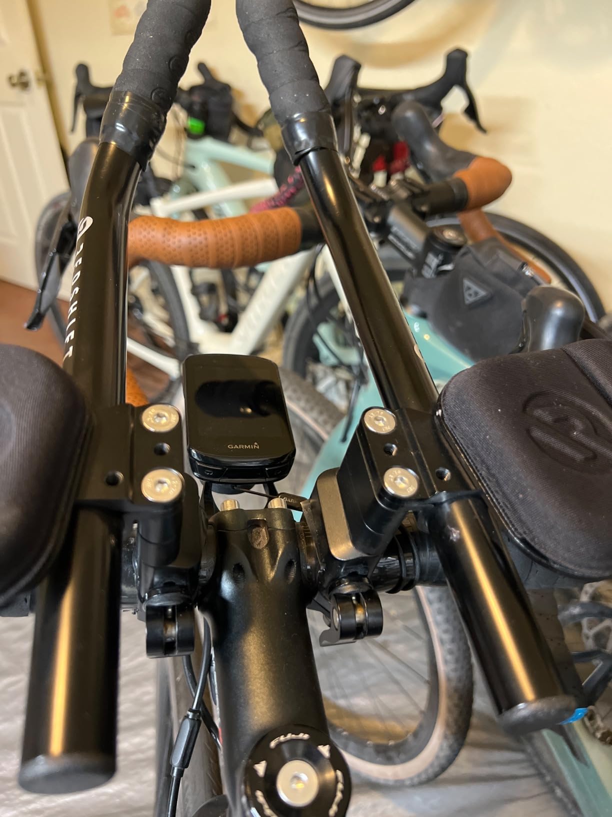 REDSHIFT Quick-Release Clip-On Bike Aero Bars, Bicycle Handlebar Rest, Aluminum Aerobar Extensions for Road, Triathlon, Mountain, Hybrid, Gravel Bikes, Cycling Biking Accessories Part customer photo 2