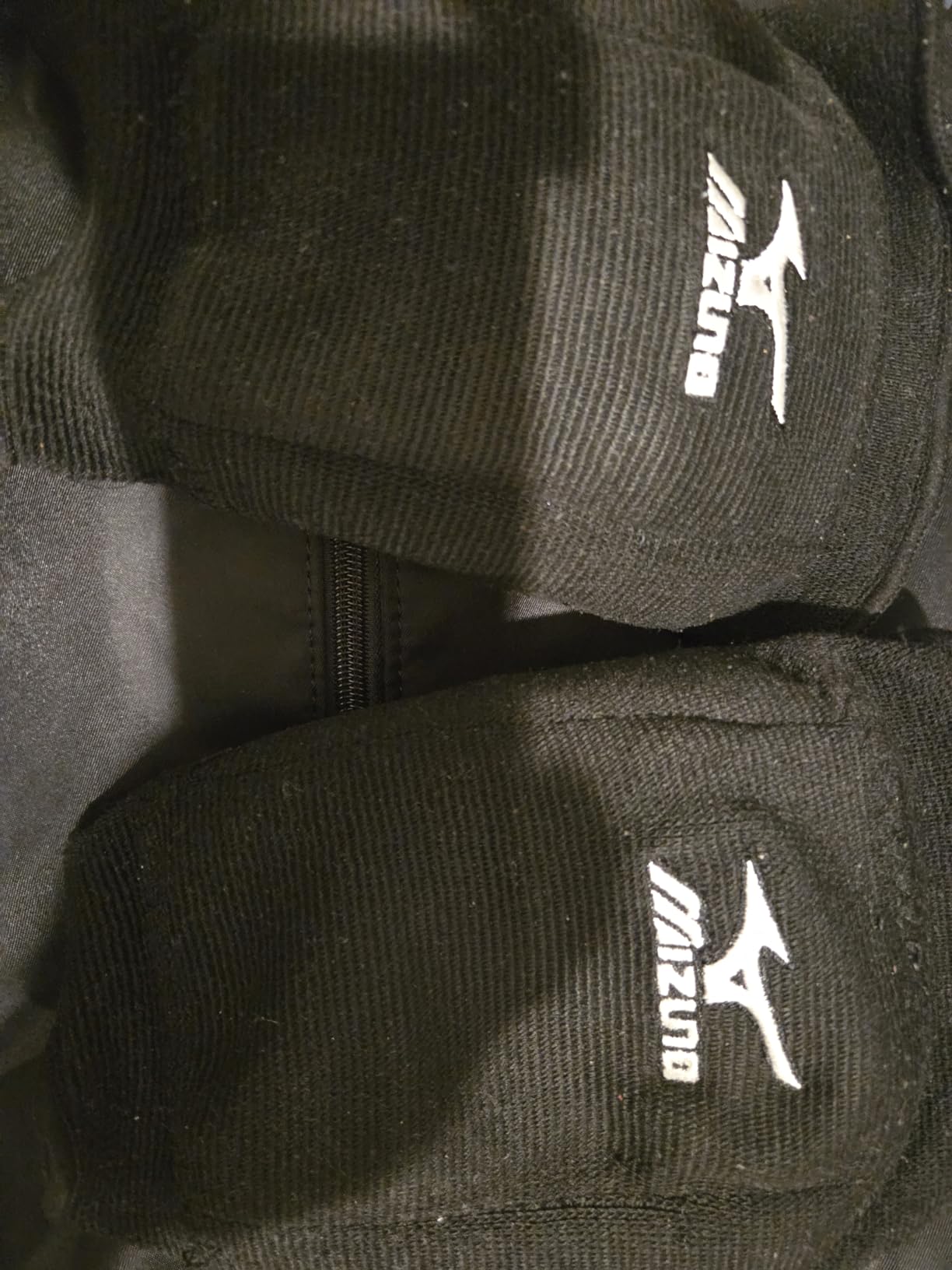 Mizuno T10 Plus Kneepad, Adult & Youth customer photo 1