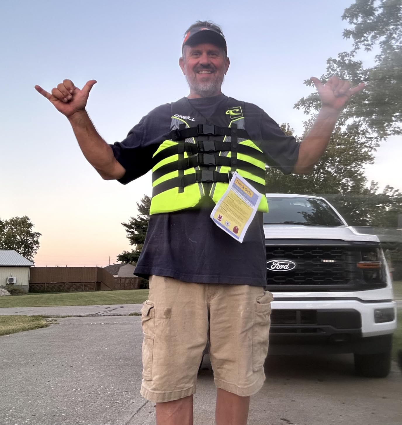 O'Neill Men's SuperLite USCG Approved Life Vest - Lightweight Men's Life Jacket for Boating, Wakeboarding, Waterskiing & Your Favorite Water Activities customer photo 1