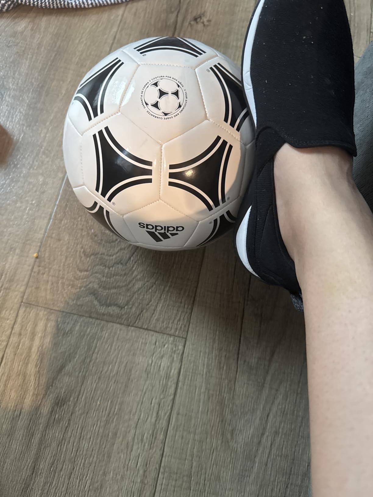 adidas Unisex-Adult Tango Glider Soccer Ball customer photo 1