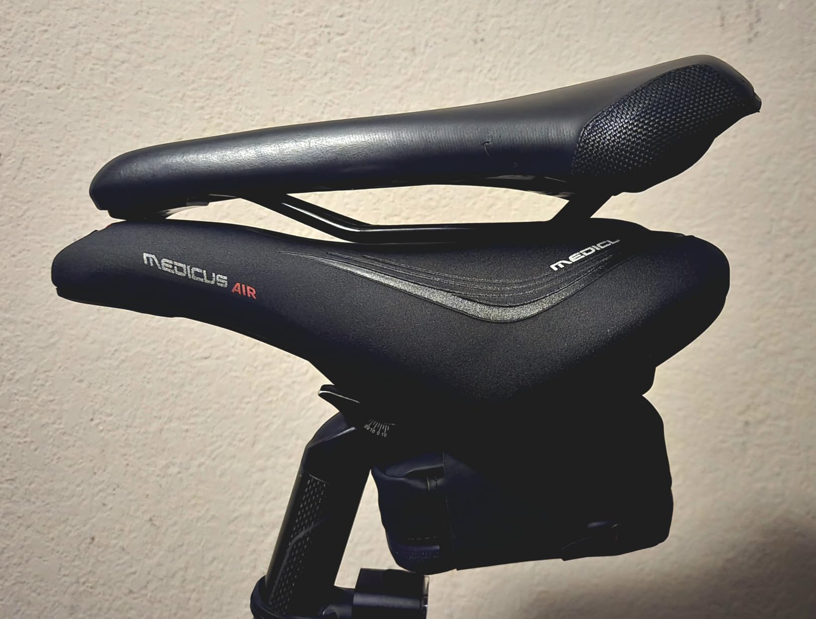 Wittkop Bike Seat I Bicycle Seat for Men and Women, Waterproof Bike Saddle with Innovative 5-Zone-Concept customer photo 2