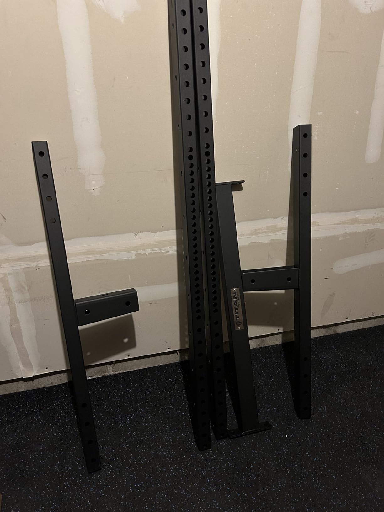 Titan Fitness T-3 Series 73.5