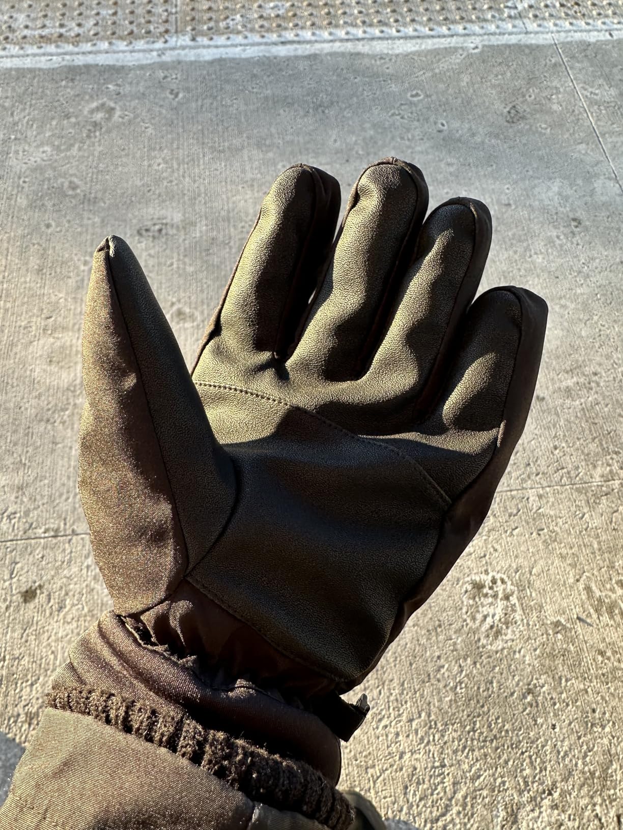 TRENDOUX Winter Gloves for Men Warm: 3M Thinsulate -20℉ Windproof Waterproof Ski Women Glove with Touchscreen Thermal Lining Anti-Slip customer photo 2