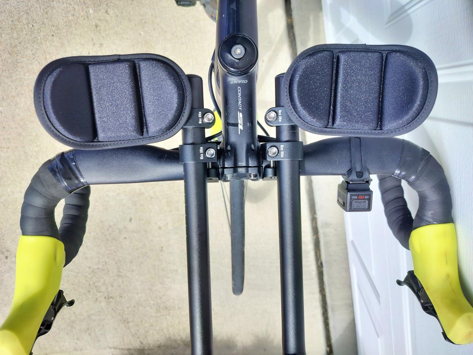 BBB Cycling Aero Bars Aluminium Two-Piece Tri Bars for Road Bike Aerodynamic J-Bend AeroMax BHB-60,Black customer photo 1