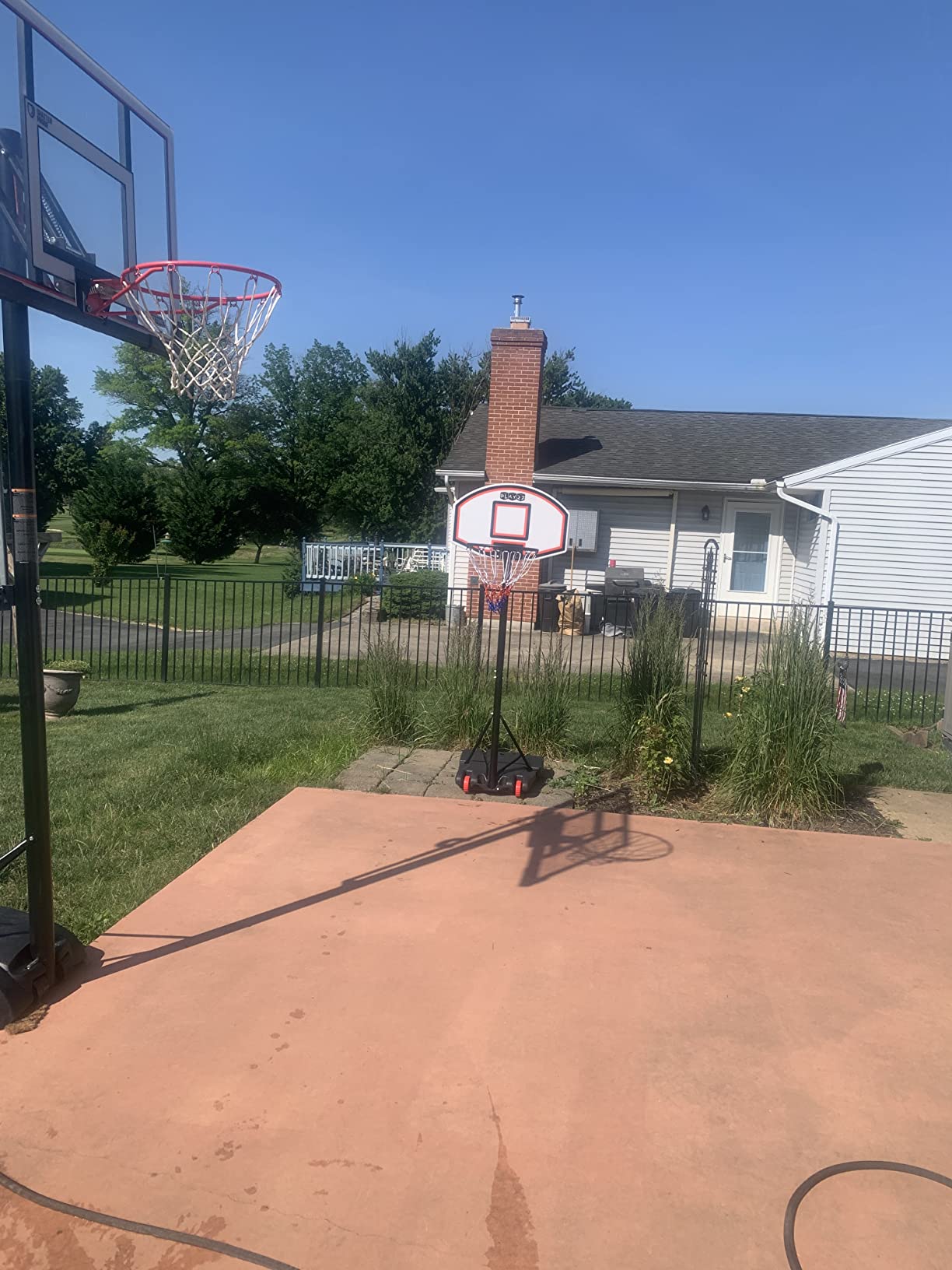 Play22 Kids Adjustable Basketball Hoop Height 5-7 FT - Portable Basketball Goals for Kids Teenagers Youth and Adults with Stand & Backboard Wheels Fillable Base - Great Indoor Outdoor Play customer photo 2