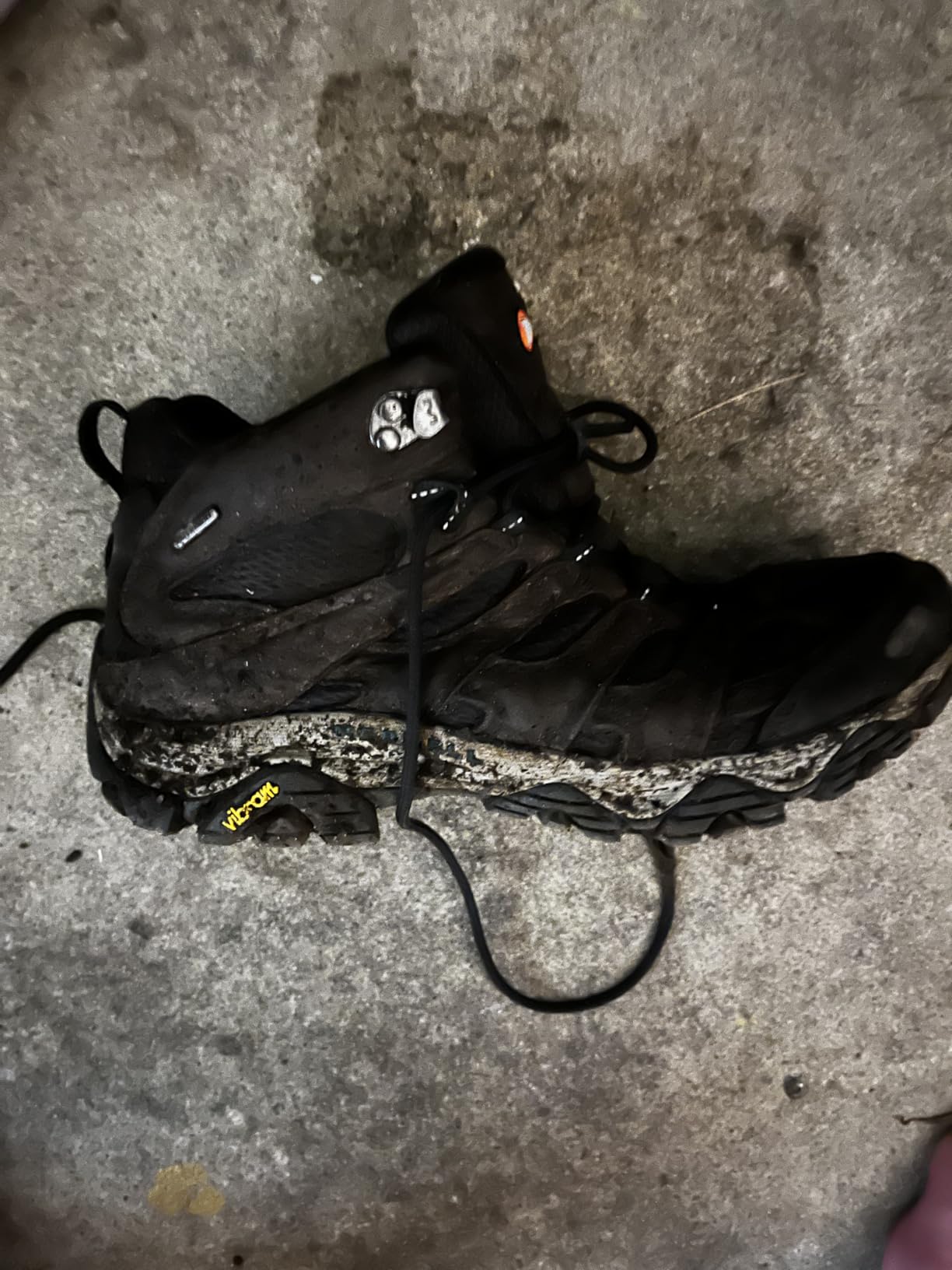 Merrell Men's Moab 3 Mid Waterproof Hiking Boots customer photo 2