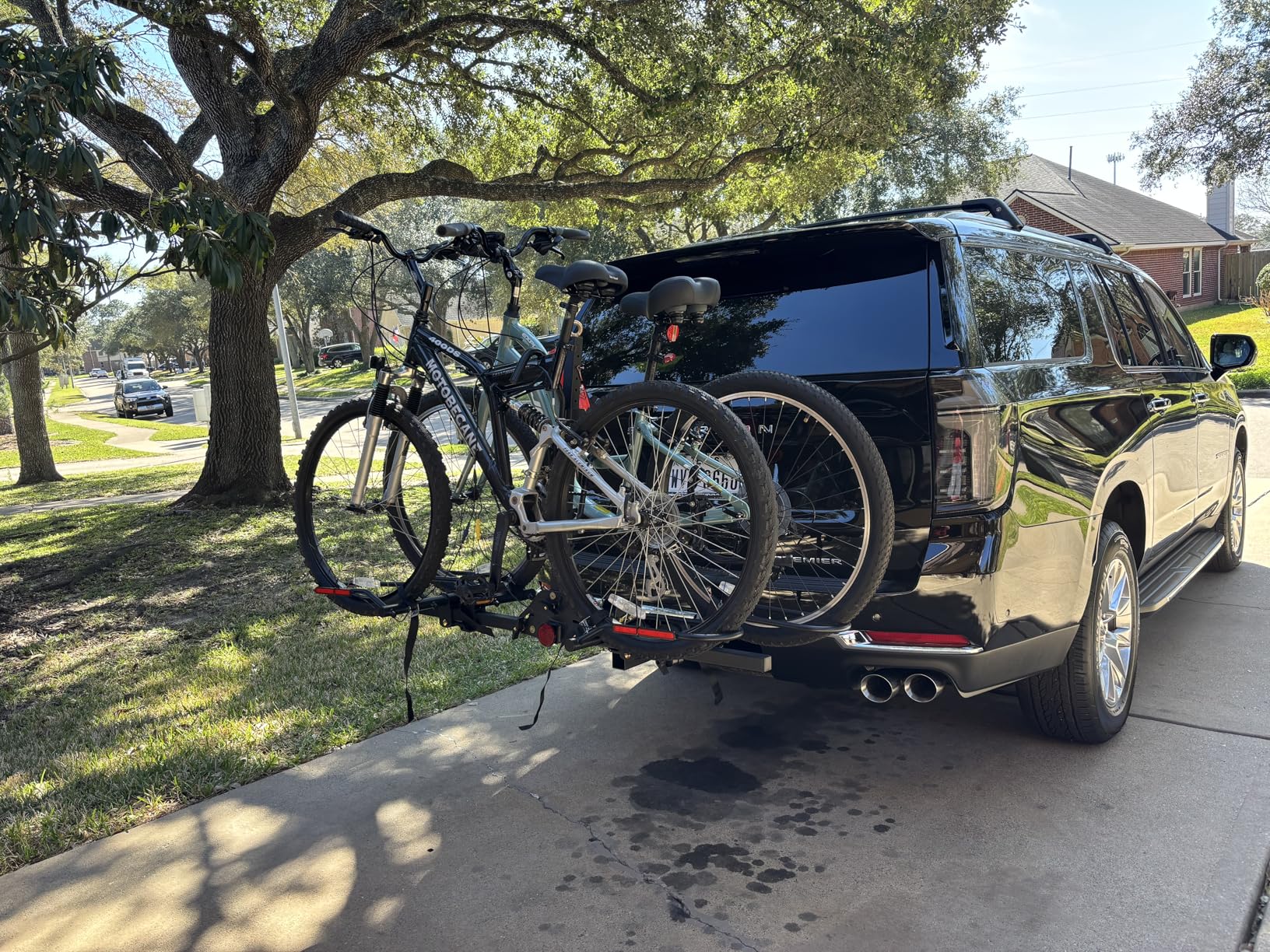 Young Bike Rack Hitch for Car - 200LB 2-Bike Rack Hitch Mount Platform Style Hitch Bike Rack, Smart Tilting & Easy Fold for Car SUV with 2 Inch Receiver, Bike Carrier Fits Up to 5-inch Fat Tire customer photo 2