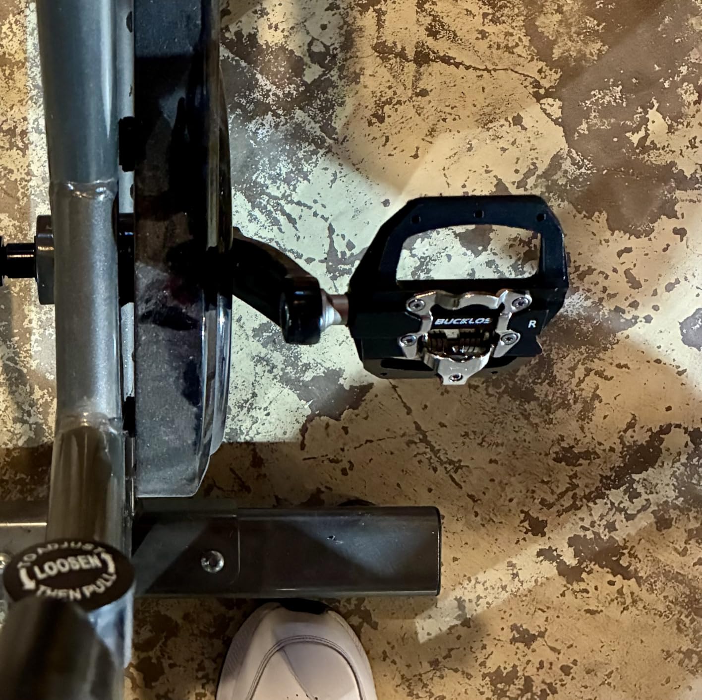 BUCKLOS SPD Pedals PD-M680 Mountain Bike Clip in SPD Flat Combo Dual Sided Pedals - Road Bike MTB Clipless Sealed Bearing Bicycle Clips Pedal Compatible with Shimano SPD Cleats customer photo 2