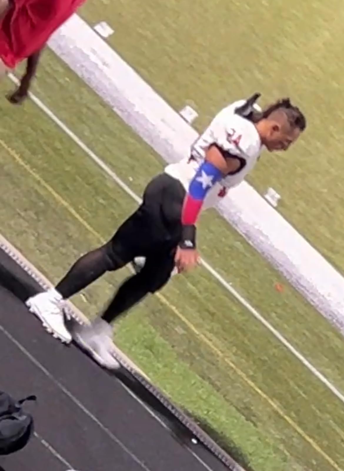 Under Armour Men's Highlight Football Cleats customer photo 2