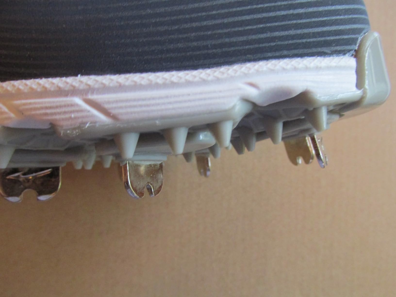 Mizuno Women's 9-Spike Swift 8 Low Metal Softball Cleats customer photo 2