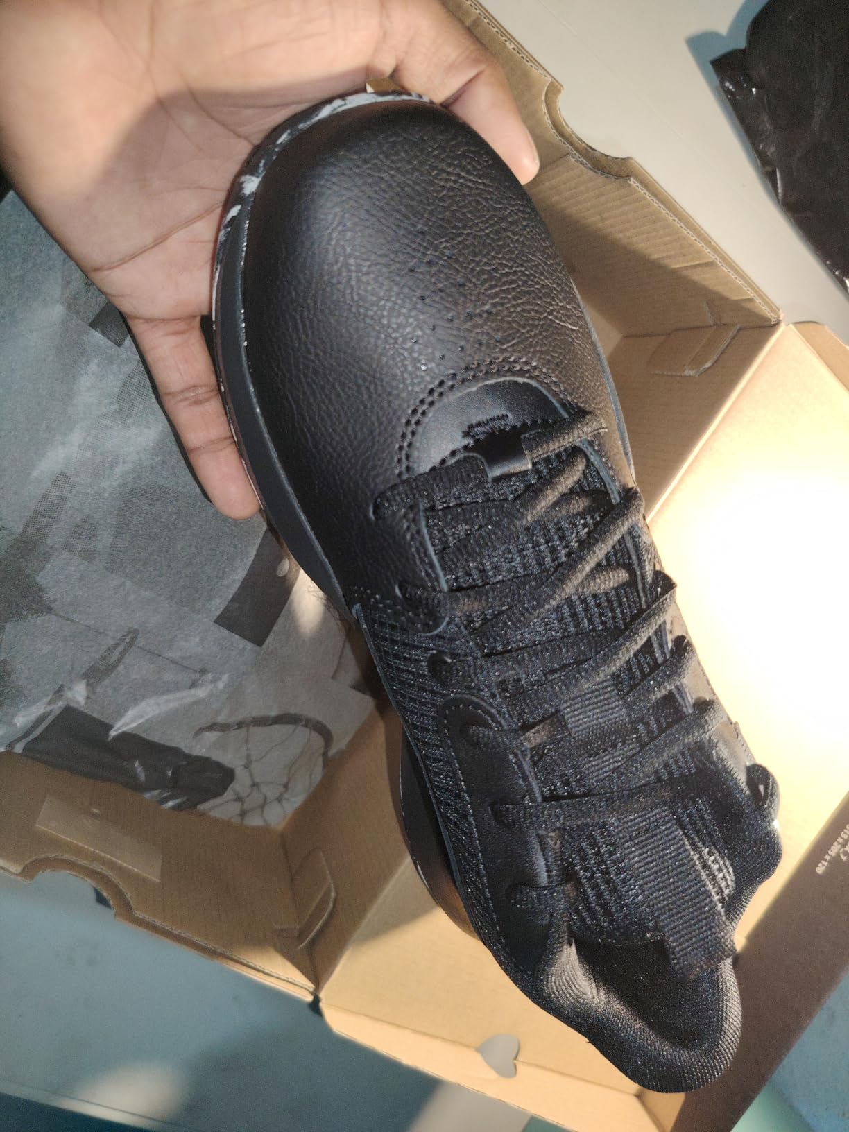 Under Armour Unisex-Adult Lockdown 7 Basketball Shoe customer photo 2