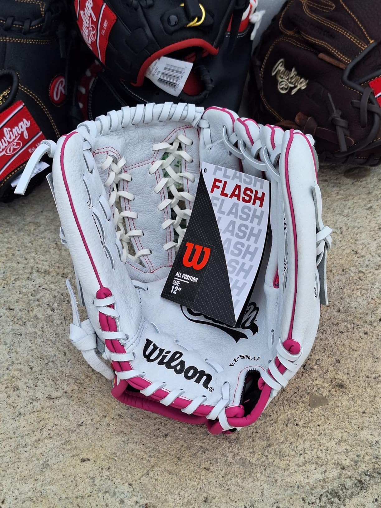 Wilson A440 Flash Fastpitch Softball Glove customer photo 1