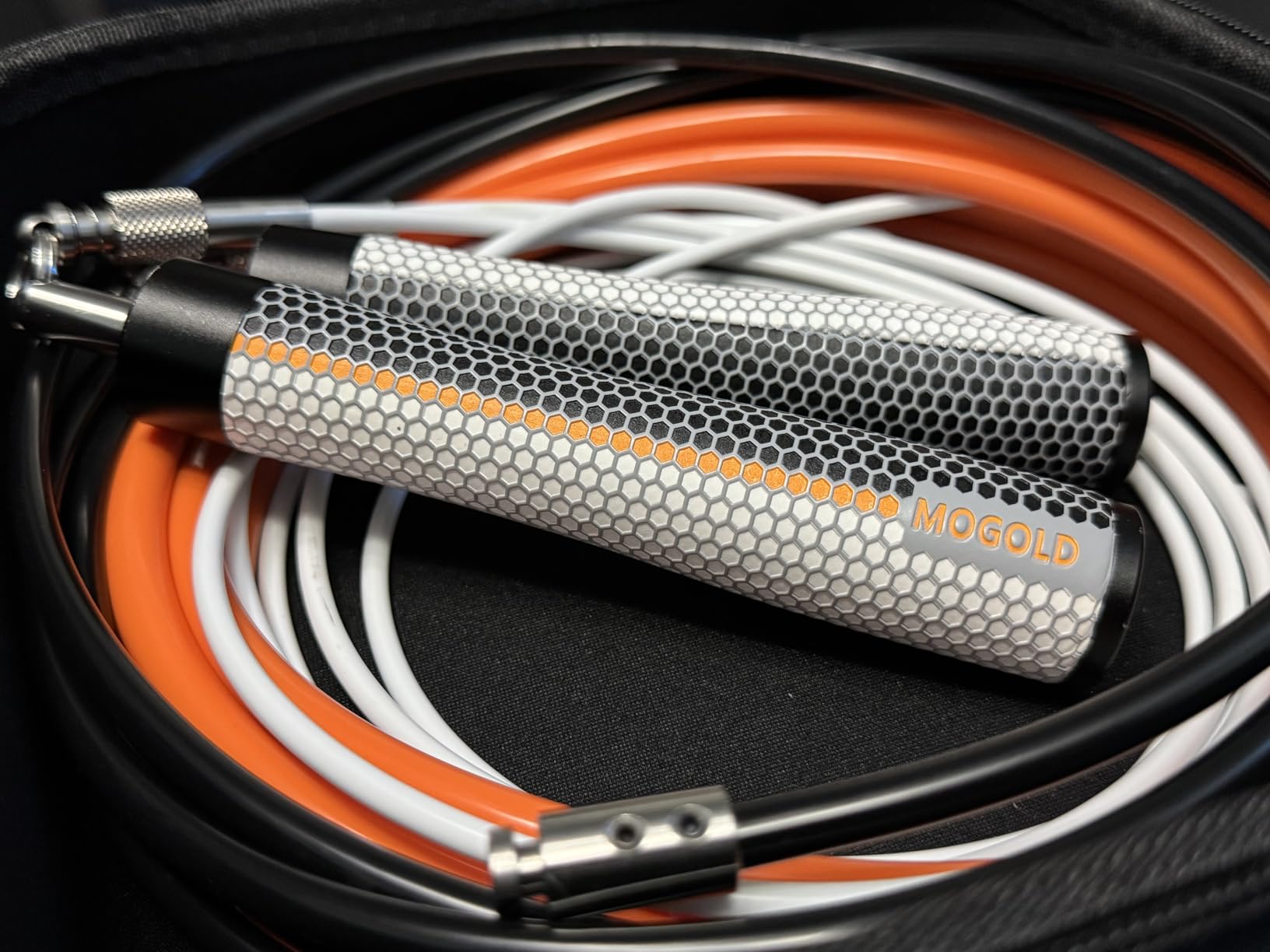 Weighted Jump Rope for Men Women - Interchangeable 1/5lb 1/4lb 1/2lb Heavy jump ropes - 360 Degree Spin - Length Adjustable, Ergonomics Leather Grip customer photo 1