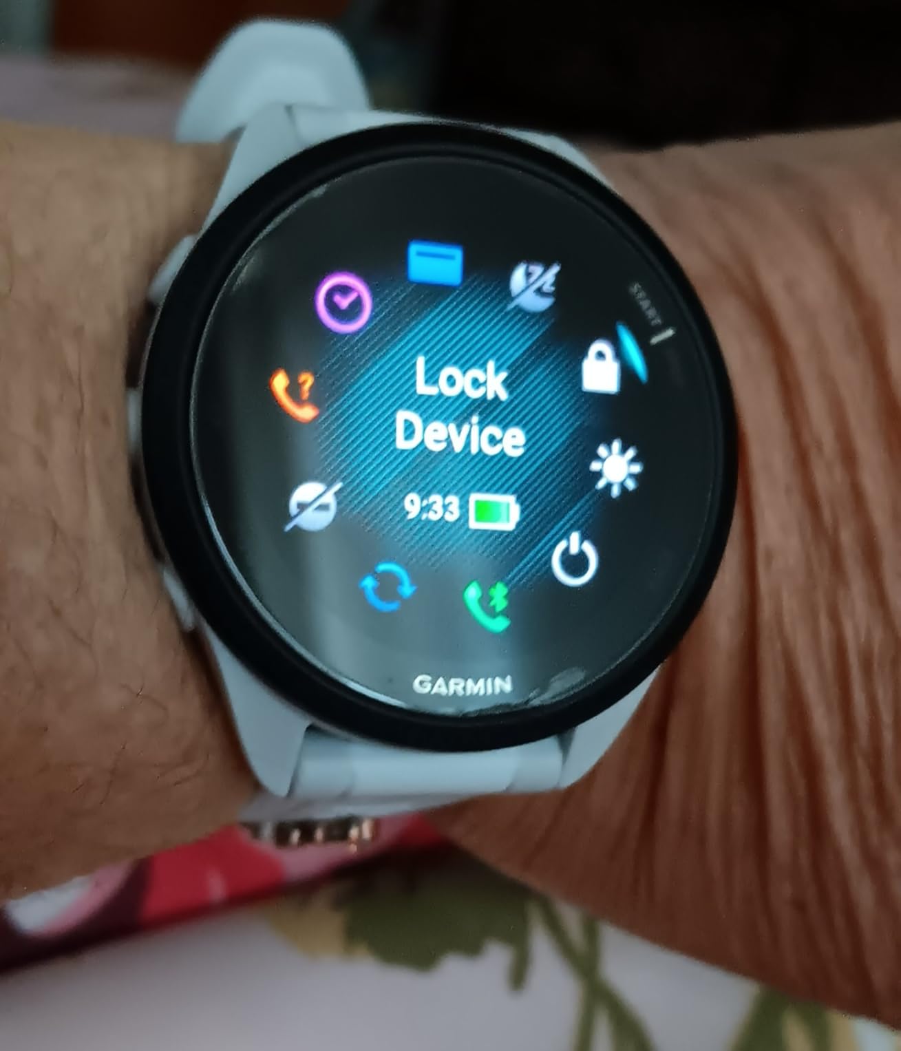 Garmin Forerunner 165, Running Smartwatch, Colorful AMOLED Display, Training Metrics and Recovery Insights, Black customer photo 1