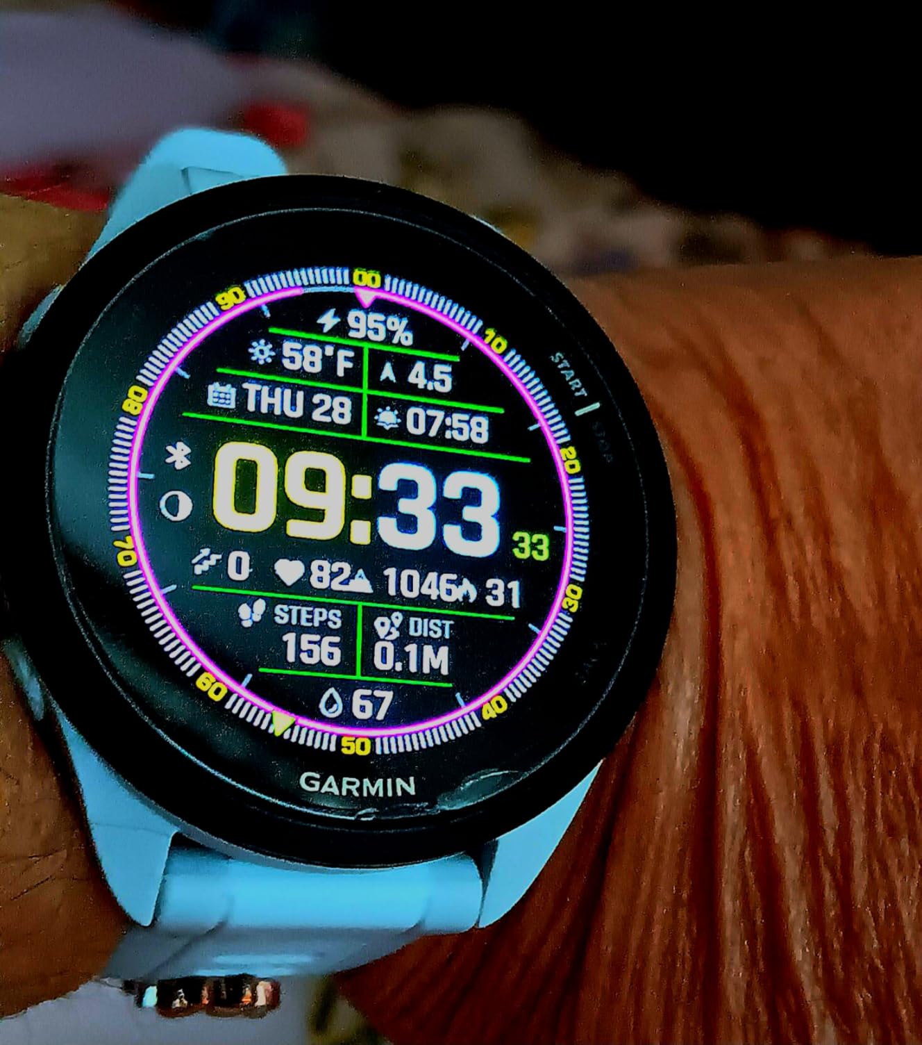 Garmin Forerunner 165, Running Smartwatch, Colorful AMOLED Display, Training Metrics and Recovery Insights, Black customer photo 2