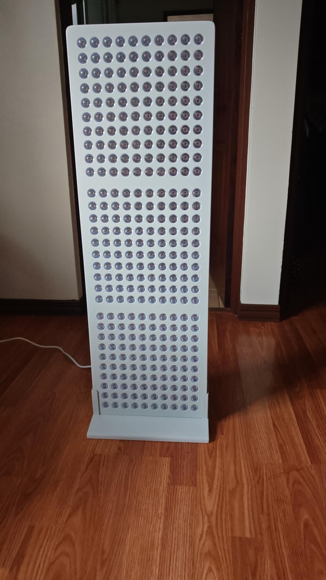 Red Light Therapy Panel for Face & Body | 630 nm, 660nm, 810nm, 830nm, 850nm | Clinical Grade Red & Near-Infrared LED Light Therapy (5 Wavelengths) | High Irradiance | Venus (120 LED) customer photo 1