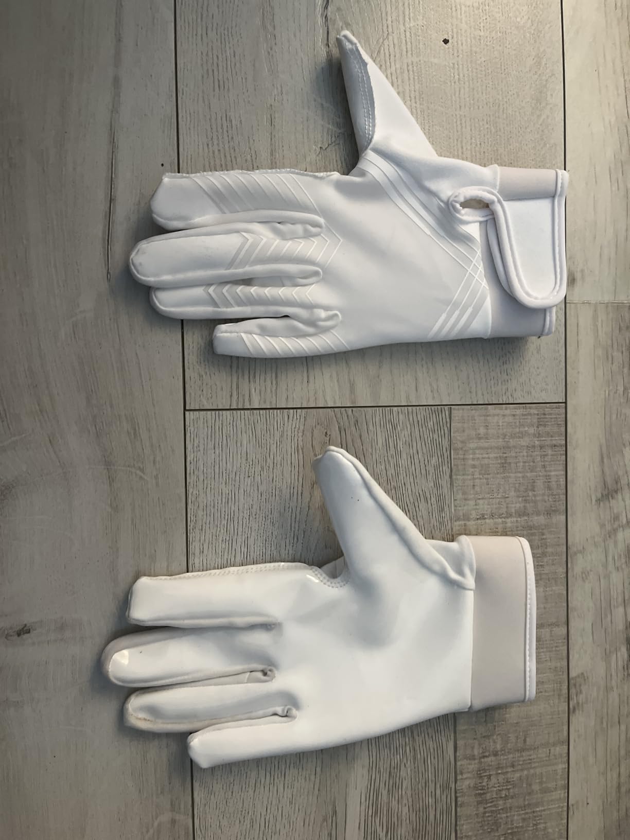 RIGWARL Football Gloves Adult Men, Youth Kids Football Gloves with Super Sticky Grip, Receiver Glove Best Gift for Adult Youth Kids Boys 8-12 customer photo 1