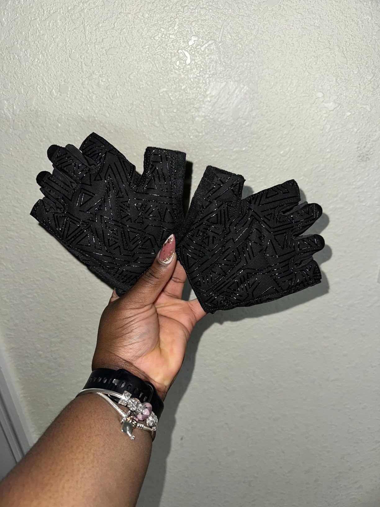 Ventilated Weight Lifting Gloves, Thick Padded Workout Gym Gloves with Full Palm Protection & Grip & Shock Absorption for Women & Men's Fitness Exercise Training customer photo 1
