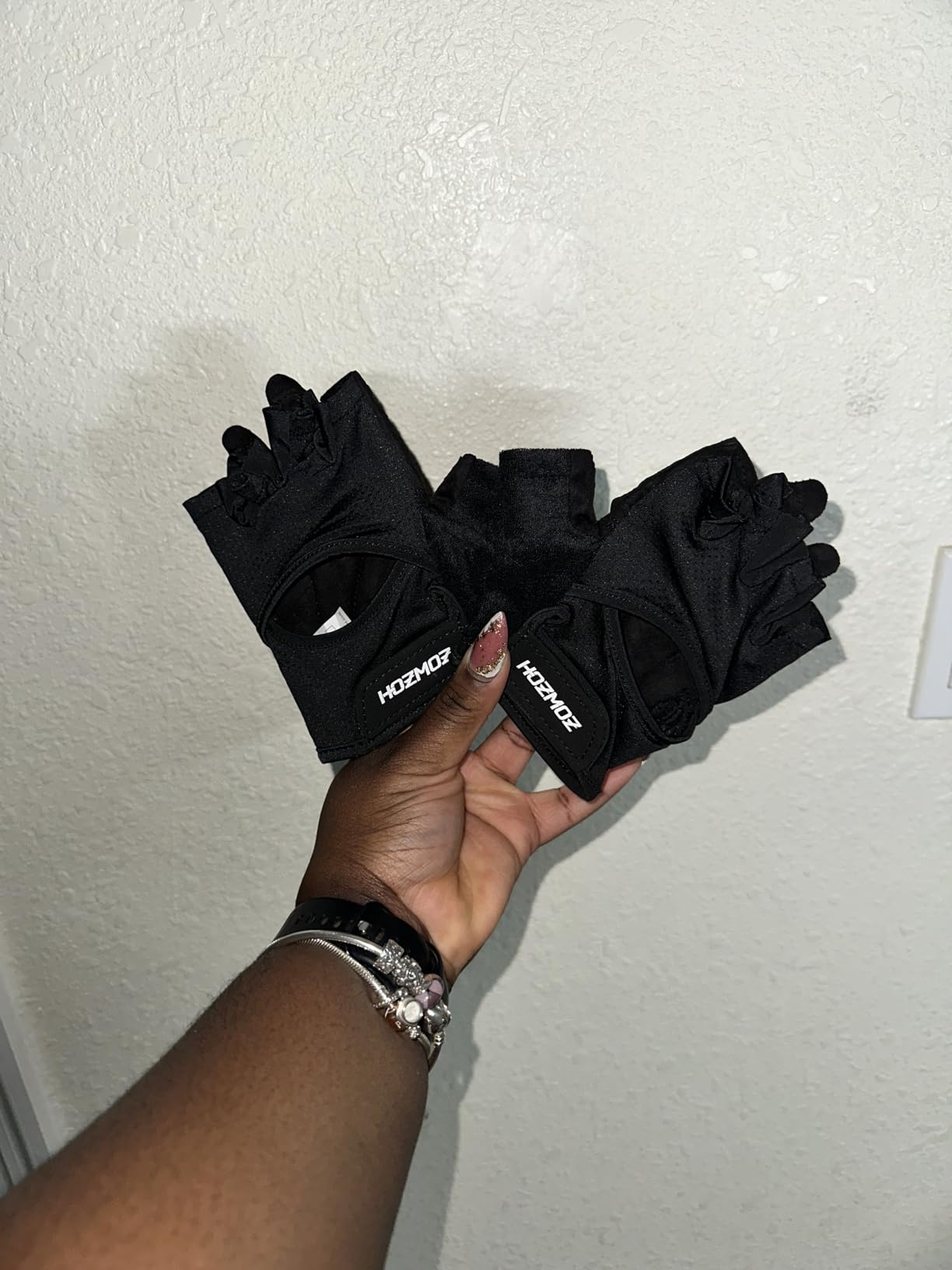 Ventilated Weight Lifting Gloves, Thick Padded Workout Gym Gloves with Full Palm Protection & Grip & Shock Absorption for Women & Men's Fitness Exercise Training customer photo 2