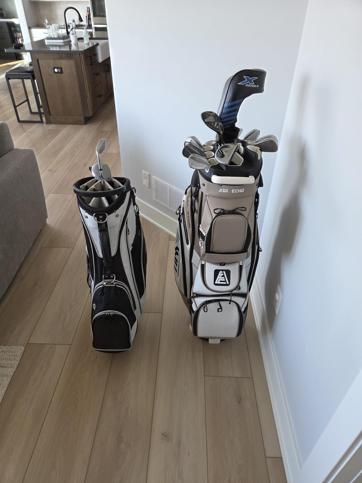 ASK ECHO T-Lock 3.0 Golf Cart Bag, Quiet 14-Way Full-Length Divider customer photo 1