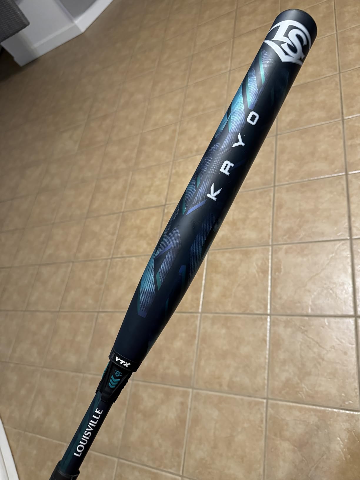 Louisville Slugger 2025 Kryo Fastpitch Bat | -10 Drop | Composite | Approved for All Fields customer photo 2