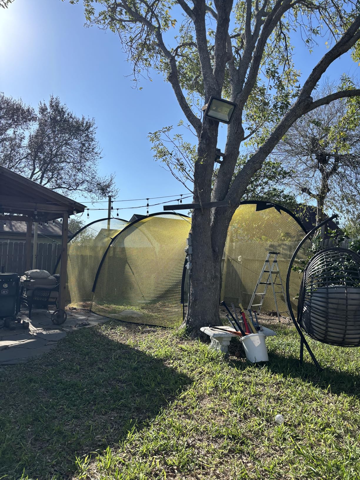 Portable 22ft x 12ft x 8ft Baseball & Softball Batting Cage with Pitching Machine Hole, 3ply 1.25'' Yellow Netting, Secure Steel Poles, 12.7MM Fibreglass Poles, Carry Bag Included customer photo 1