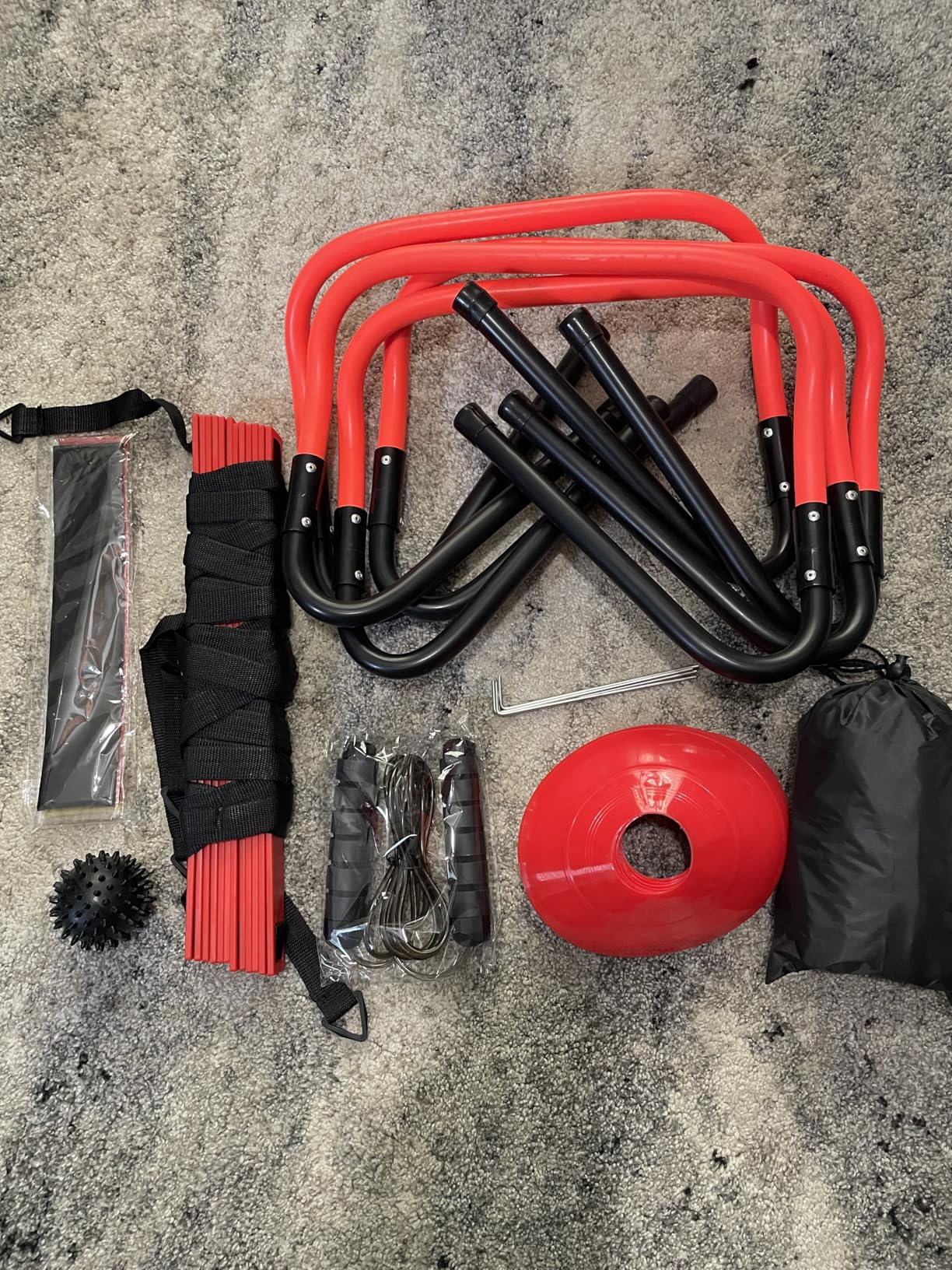 Agility Speed Training Equipment Set, Football Practise Set with 20ft Agility Ladder, 12 Cones, 4 Adjustable Hurdles, Jump Rope, for Basketball, Soccer Training, Football, Kids, Youth, Adults customer photo 2