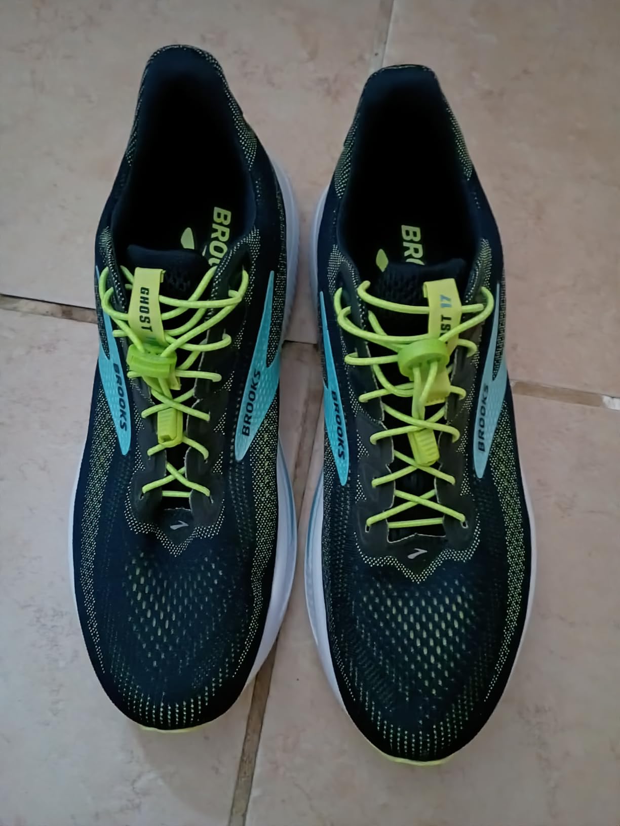 Men's Ghost 17 Neutral Running Shoe customer photo 2