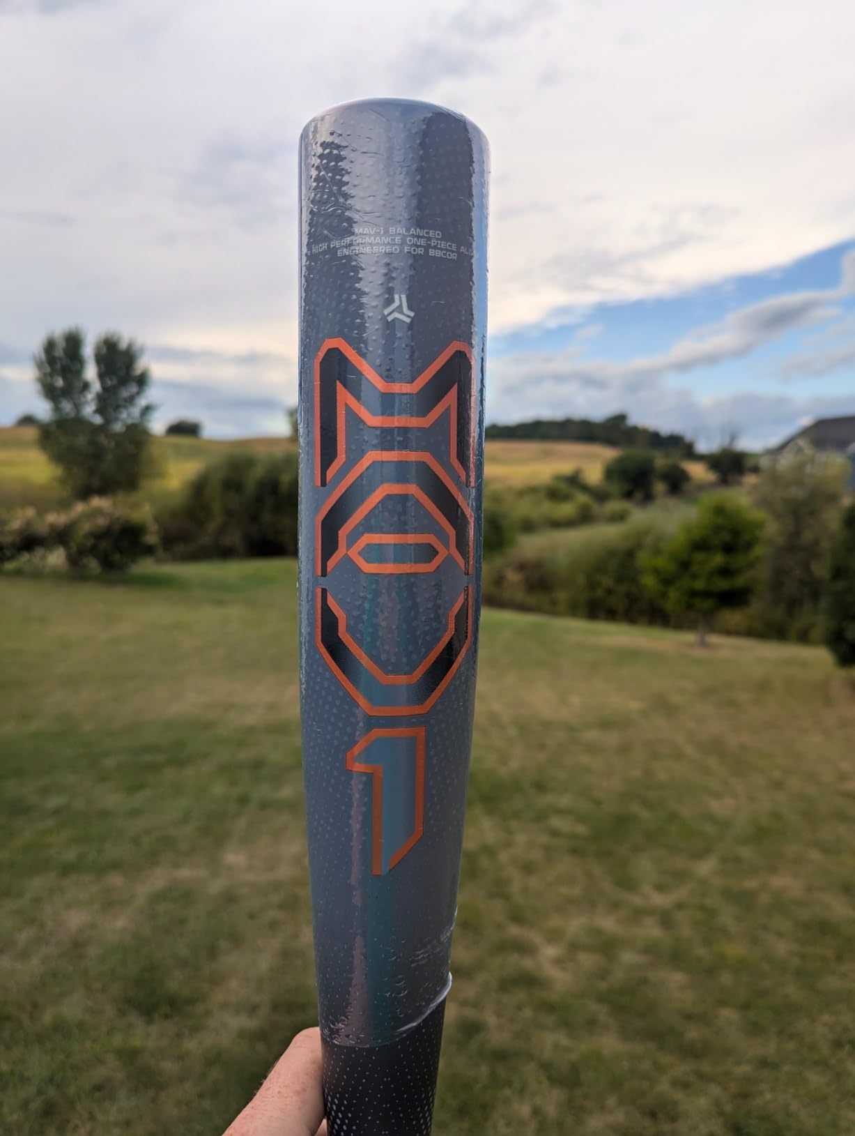 Easton 2025 MAV1 Baseball Bat | BBCOR | -3 Drop | 2 5/8