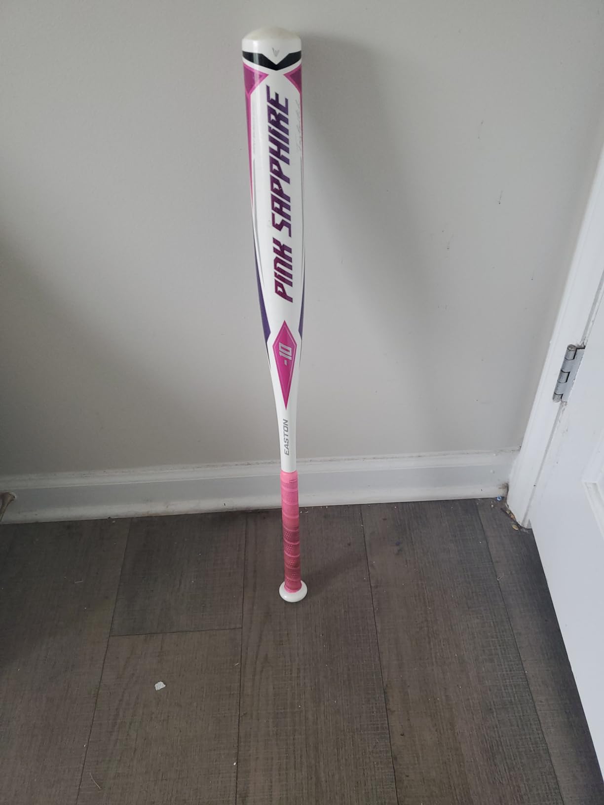 Easton | Pink Sapphire Fastpitch Softball Bat | -10 Drop | 1 Pc. Alloy | Approved for All Fields customer photo 2