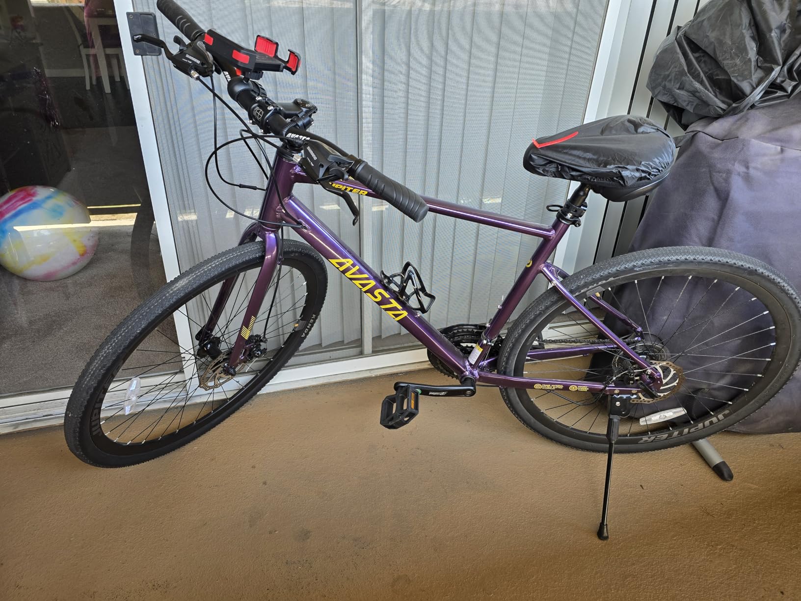 AVASTA Jupiter 700C Road Adult Step-Over Hybrid Cycling Bike, Aluminum Frame, 21-Speed, Dual Disc Brakes customer photo 2