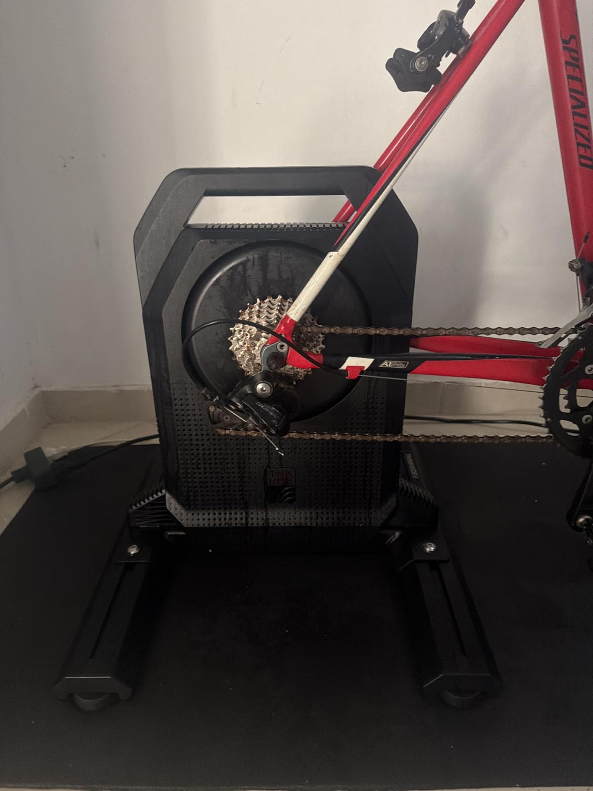 ThinkRider XXPRO Direct Drive Smart Bike Trainer Max 2500W Indoor Training, Generate Electricity by Oneself Bicycle Roller customer photo 2