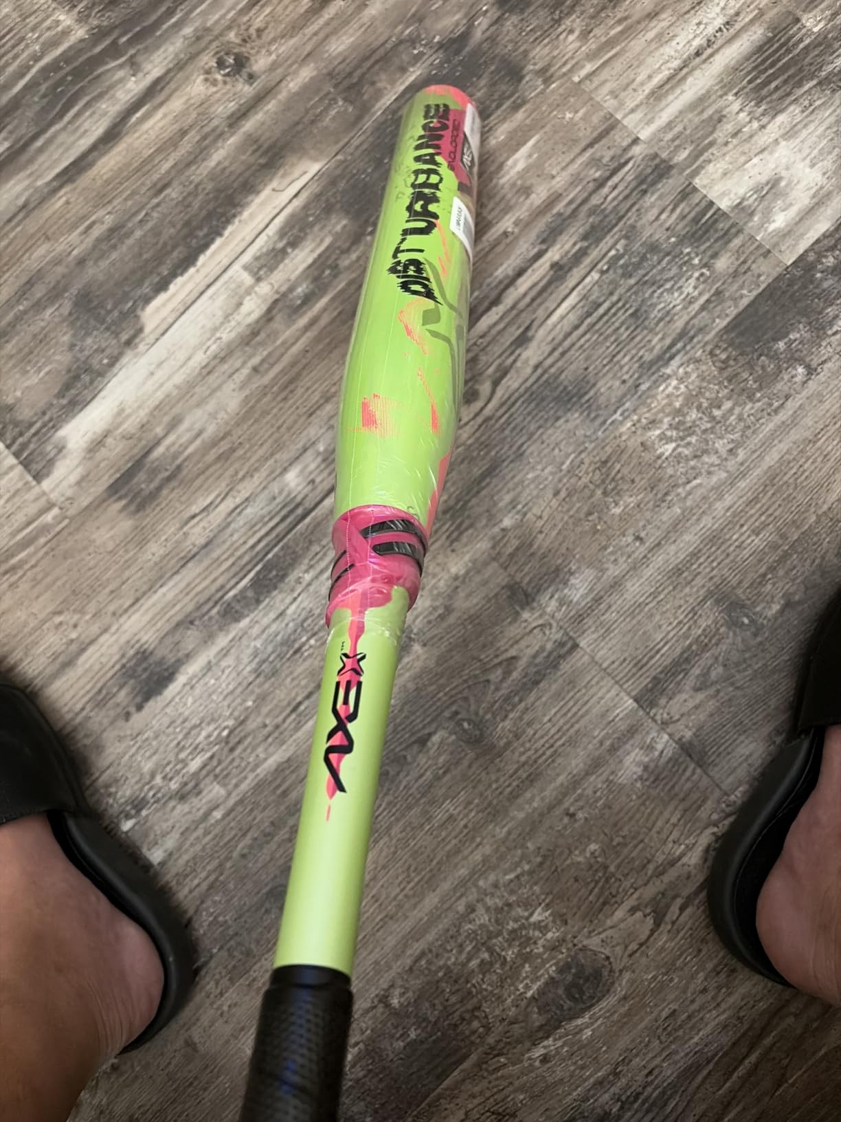 Axe | Disturbance | 2-Piece Composite | USA Slowpitch Softball Bat | Flared Handle customer photo 1