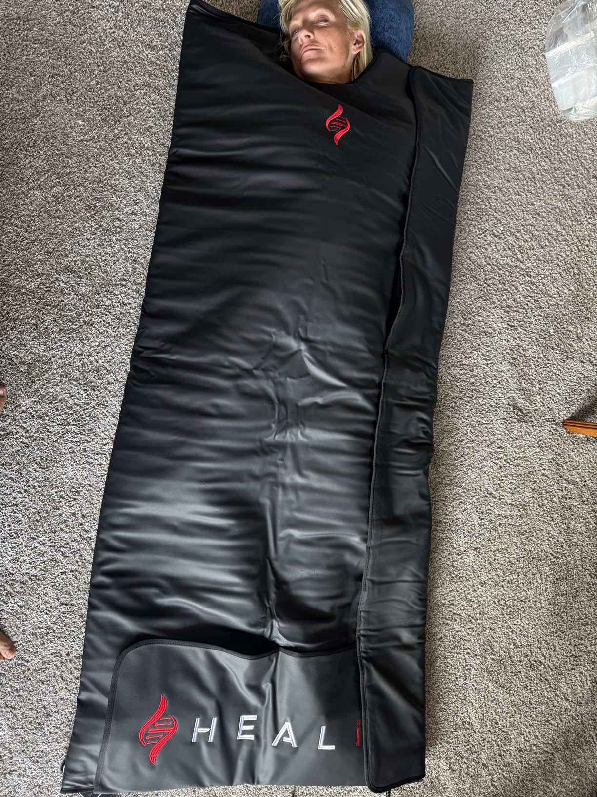 Healix Infrared Sauna Blanket Zero EMF | Portable Home Sauna Blanket for Relaxation & Wellness | Far Infrared Heating, Adjustable Temp (77-176°F), Carbon Fiber Heating, Hook-and-Loop Closure customer photo 1