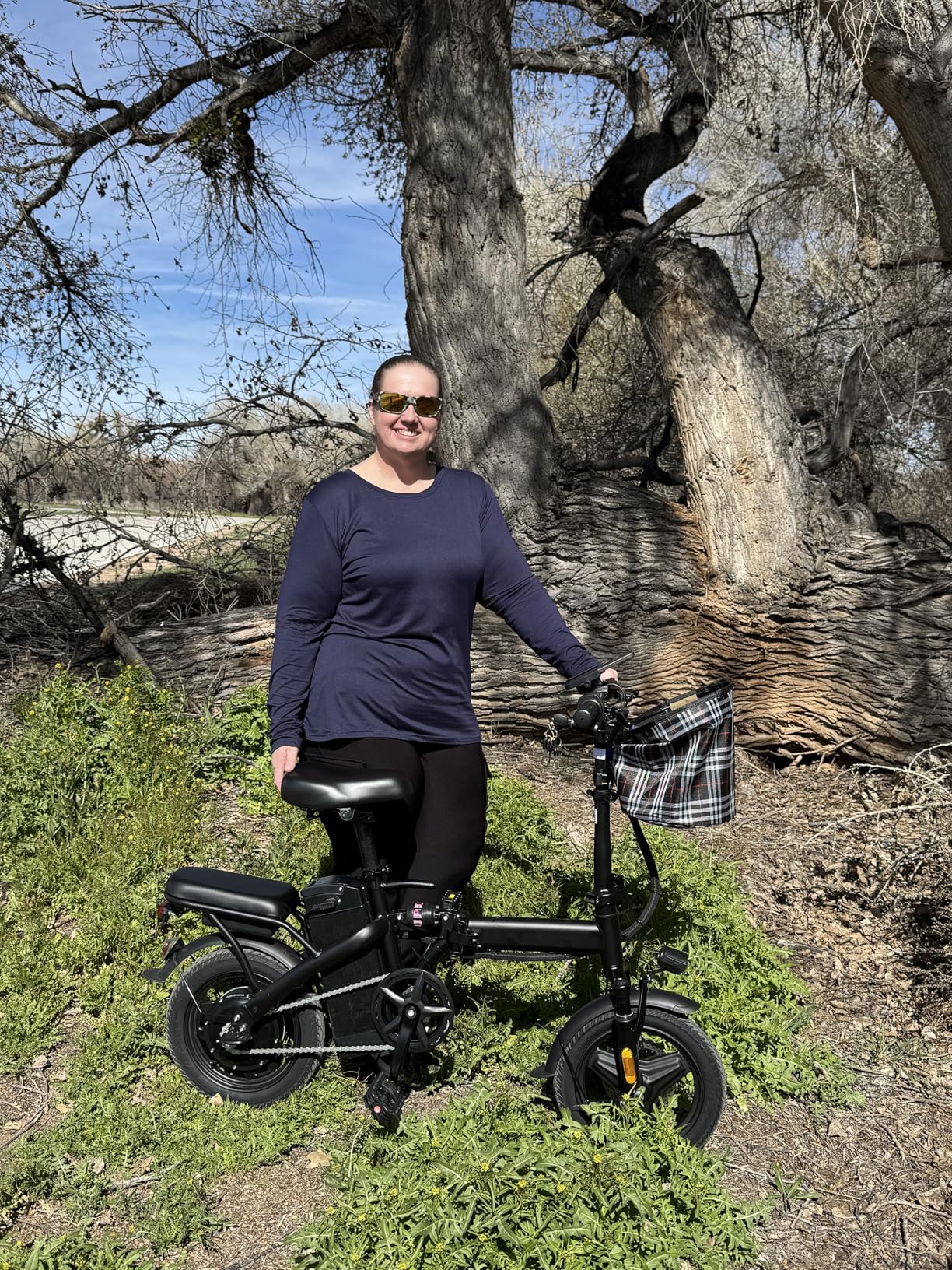 Electric Bike for Adults and Teens, 520W-560W Motor, 20-24MPH, 32 Miles Range, 48V 10Ah Battery, 3-Level Pedal Assist, 14