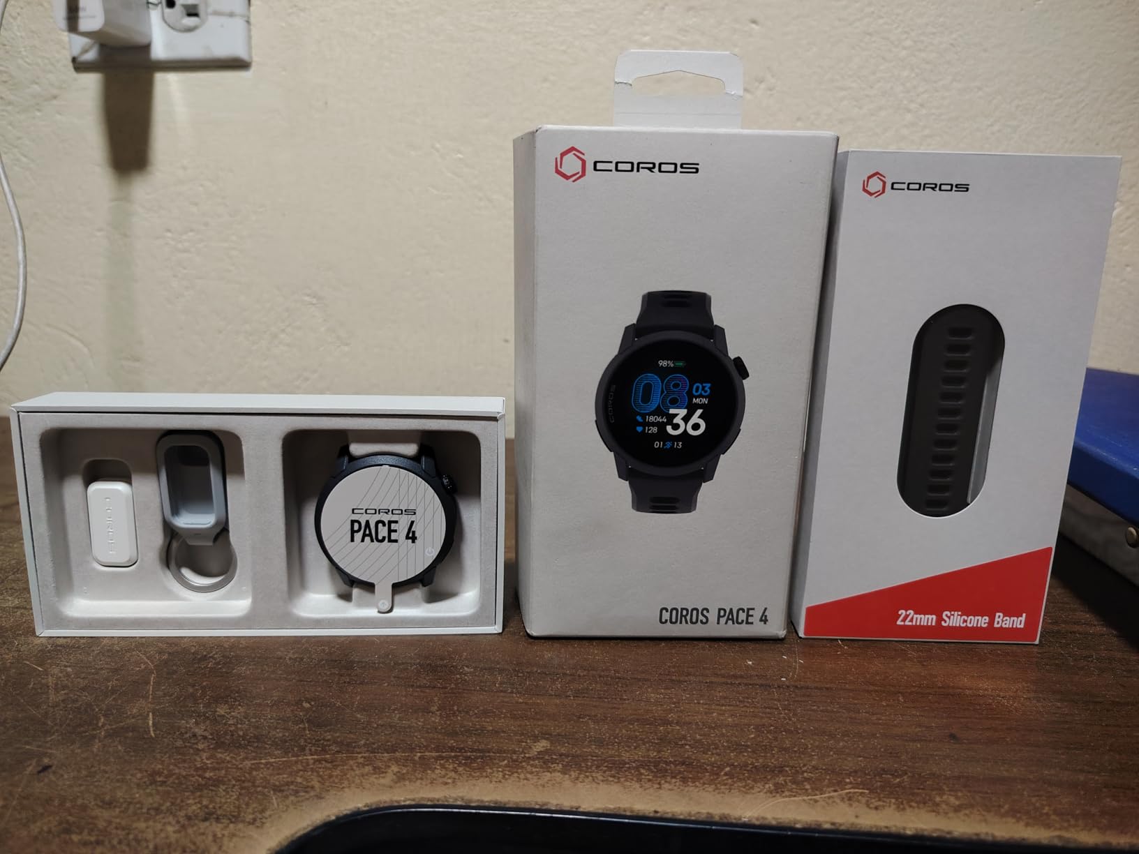 Coros PACE 4 Ultralight Sport GPS Watch for Run - Black Silicone | 1.2