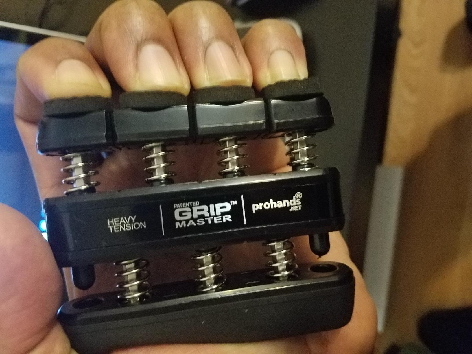 Prohands Gripmaster Hand Exerciser, Finger Exerciser (Hand Grip Strengthener), Spring-Loaded, Finger-Piston System, Isolate & Exercise Each Finger customer photo 2