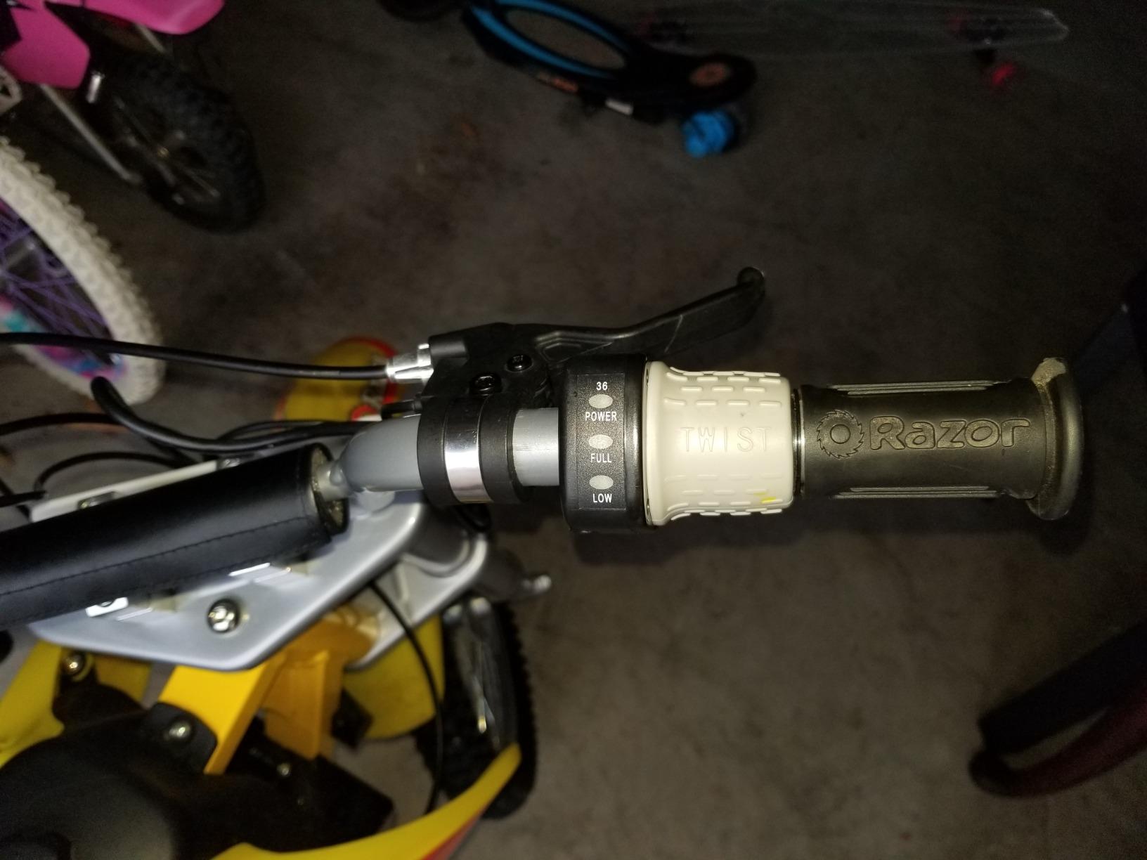 Razor MX650 Dirt Rocket Off-Road Motocross Bike - 36V Electric Ride-On, Up to 17 mph, Dual Suspension, Hand-Operated Dual Brakes, Twist Grip Throttle, Authentic Motocross Bike Geometry, 650W/36V Motor customer photo 2
