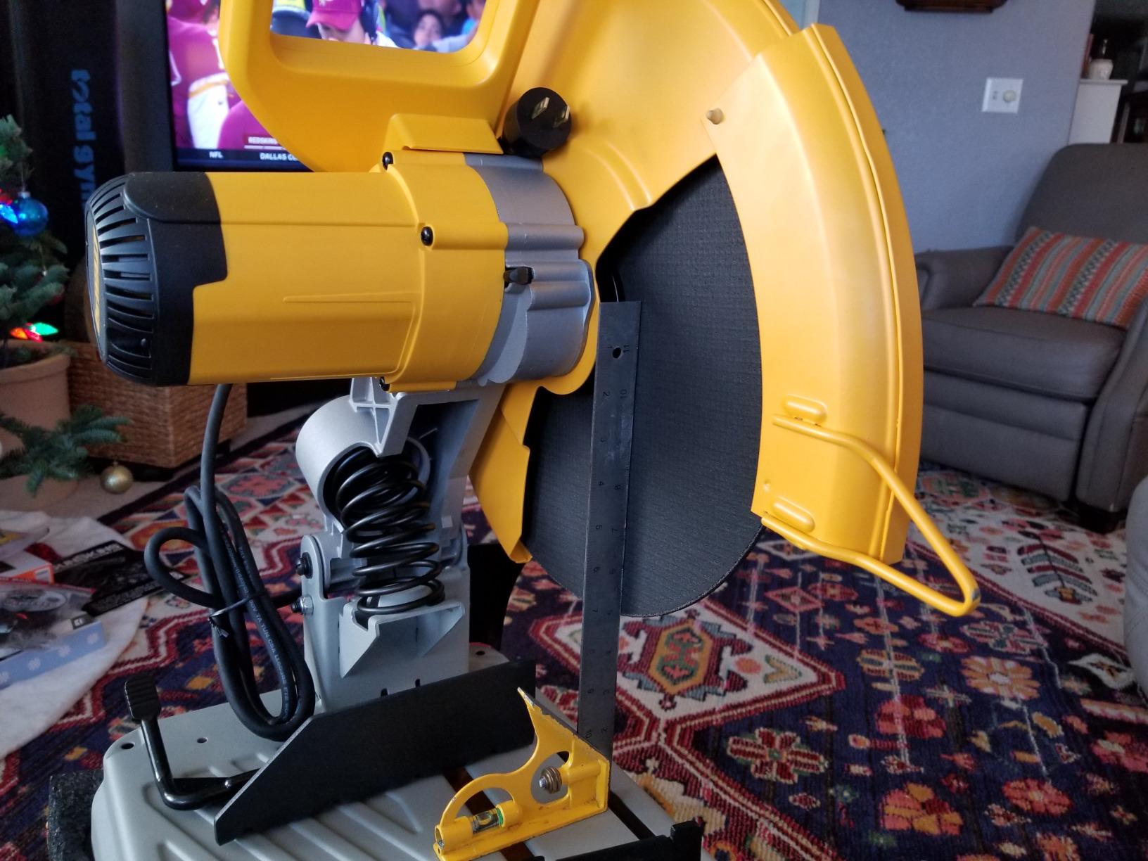 DEWALT Chop Saw, Quick-Change, 14-Inch (D28715) customer photo 1