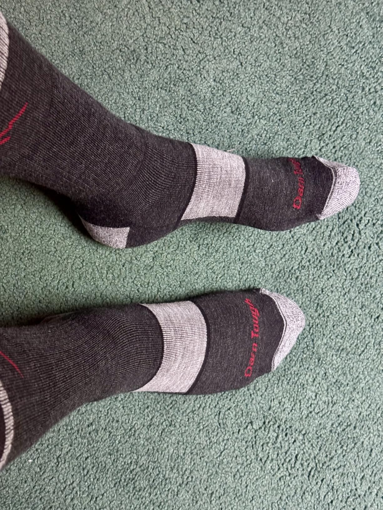 Darn Tough Vermont Men's Hiker Boot Midweight Full Cushion Sock (Style 1405) customer photo 1