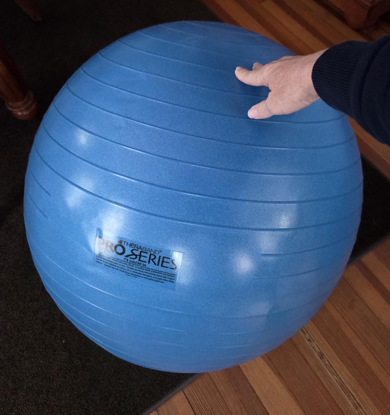 THERABAND Exercise and Stability Ball for Improved Posture, Balance, Core Fitness, Coordination and Rehab customer photo 2
