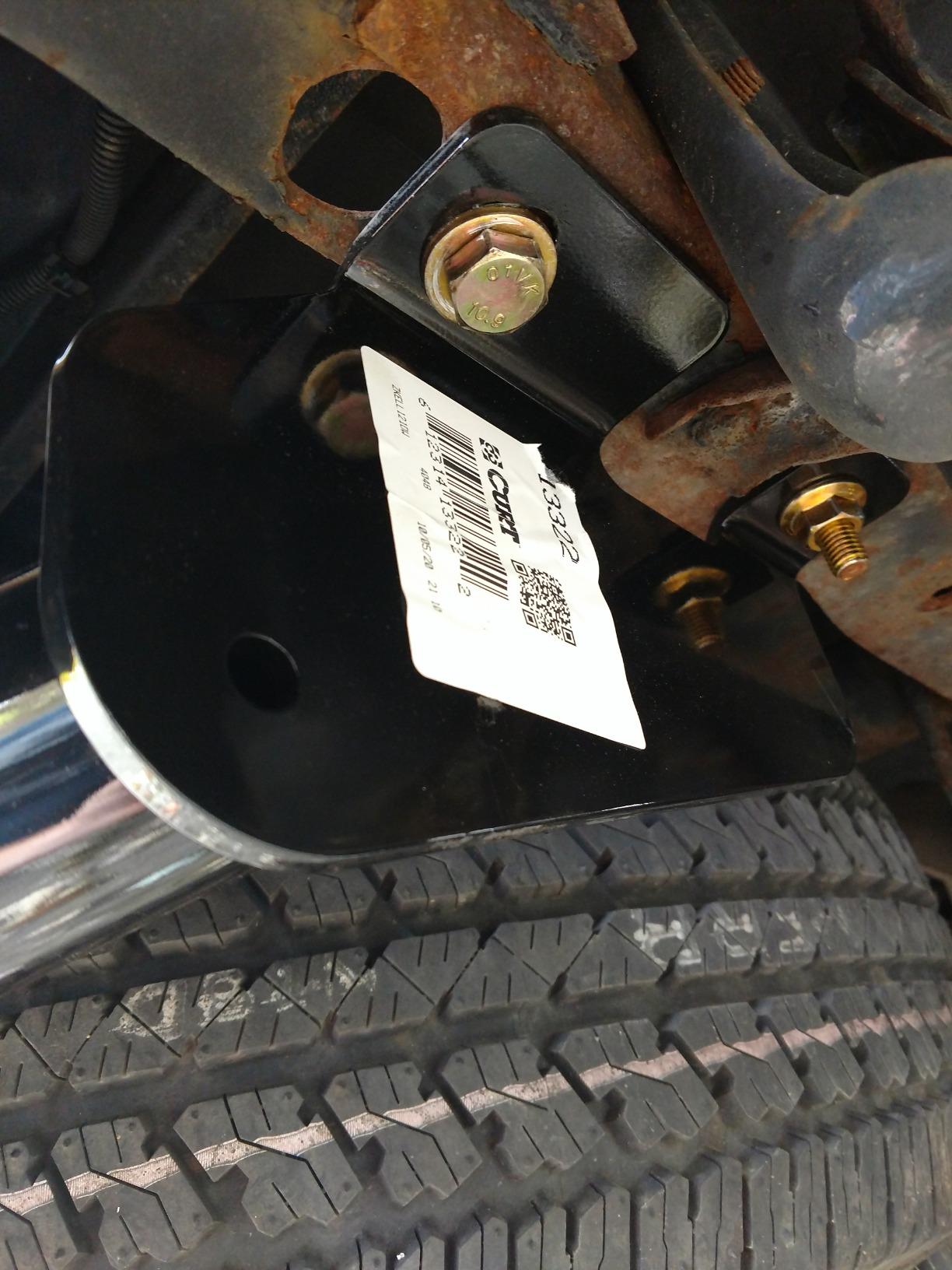CURT 13322 Class 3 Trailer Hitch, 2-Inch Receiver, Round Tube Frame, Compatible with Select Chevrolet Silverado, GMC Sierra 1500, 2500, Black customer photo 2