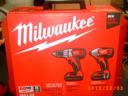 Milwaukee 2691-22 18-Volt Compact Drill and Impact Driver Combo Kit customer photo 1