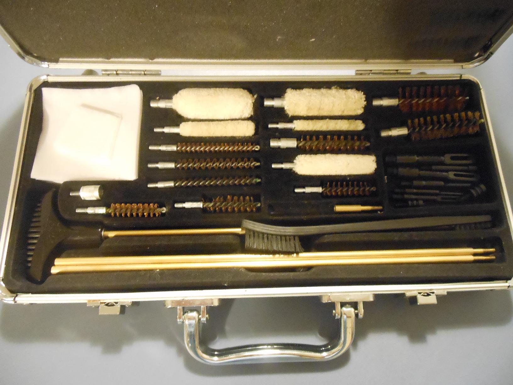 Hoppe's No. 9 Nylon Utility Brush, Two Bristled Ends, Rugged customer photo 1