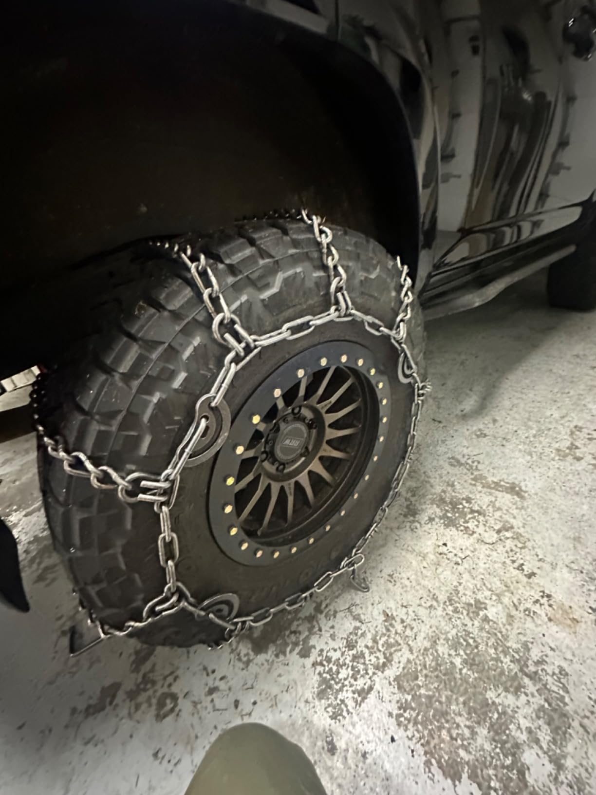 SCC QG3229CAM Quik Grip Wide Base Type CAM-DH Light Truck Tire Traction Chain - Set of 2 customer photo 2