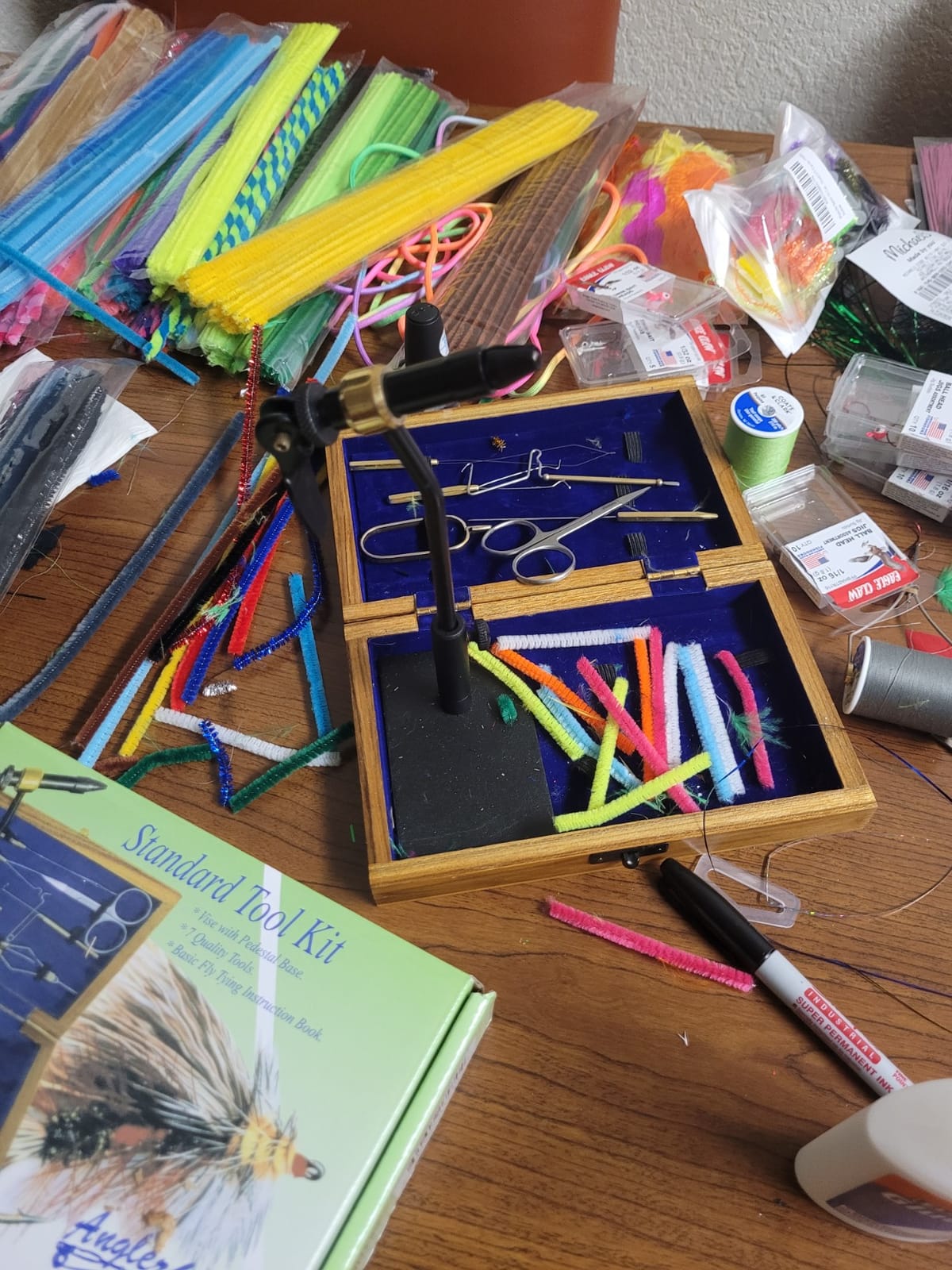 Colorado Anglers Fly Tying Standard Tool Kit with Wooden Box & Book, Rotary Vise, Bobbin, Scissors, Whip Finisher, Complete Set for Beginners & Pros customer photo 1
