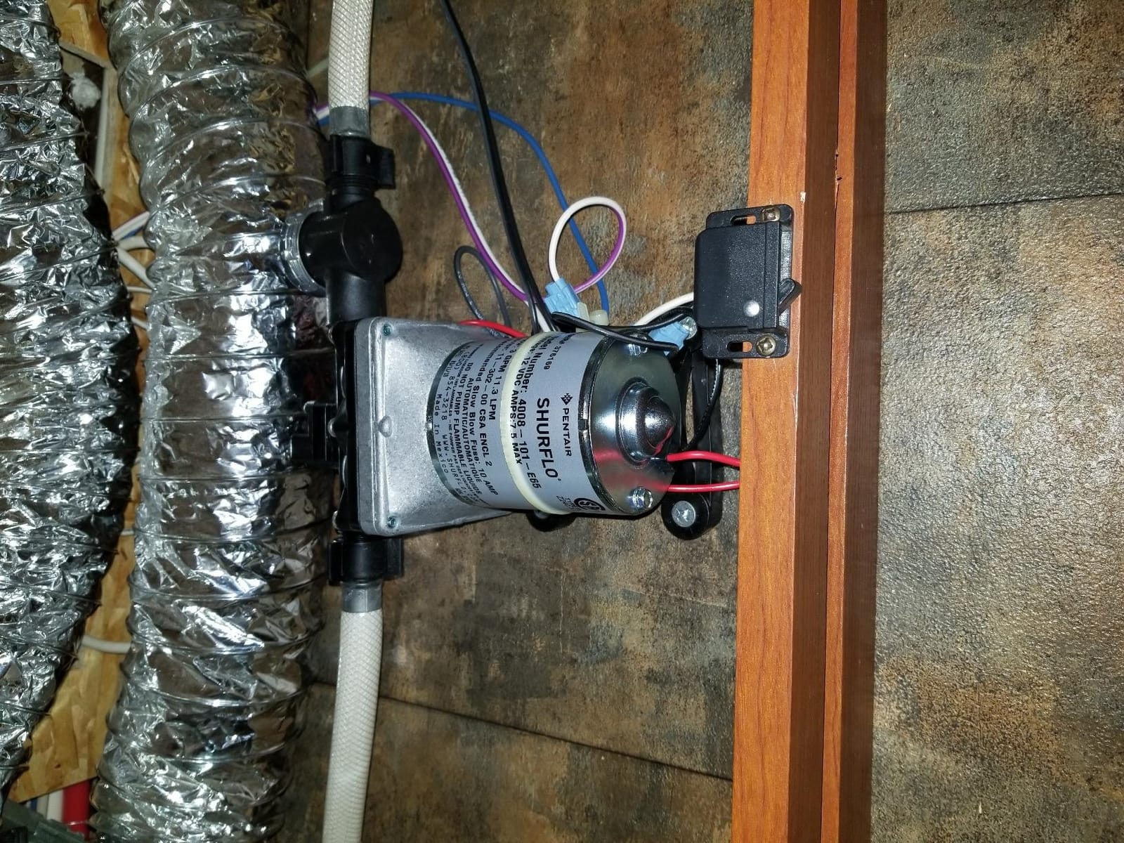 PENTAIR SHURFLO Revolution 4008-101-E65 RV Fresh Water Pump 12V 3.0 GPM 55 PSI Quiet Automatic Demand Diaphragm By-Pass Pump customer photo 2