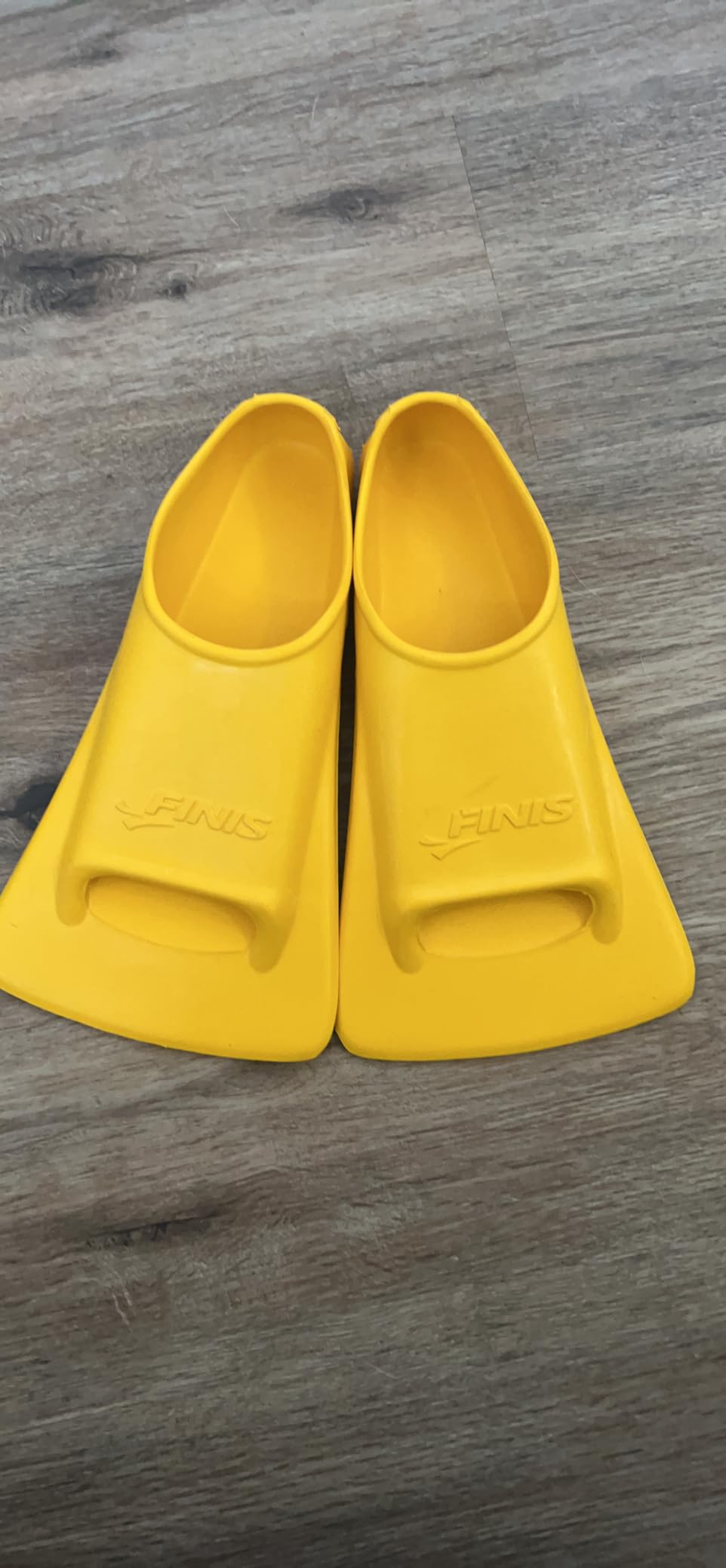 Finis Zoomers Gold Swim Training Fins - Short Blade Design for Speed & Conditioning - Soft Natural Rubber Fit customer photo 2